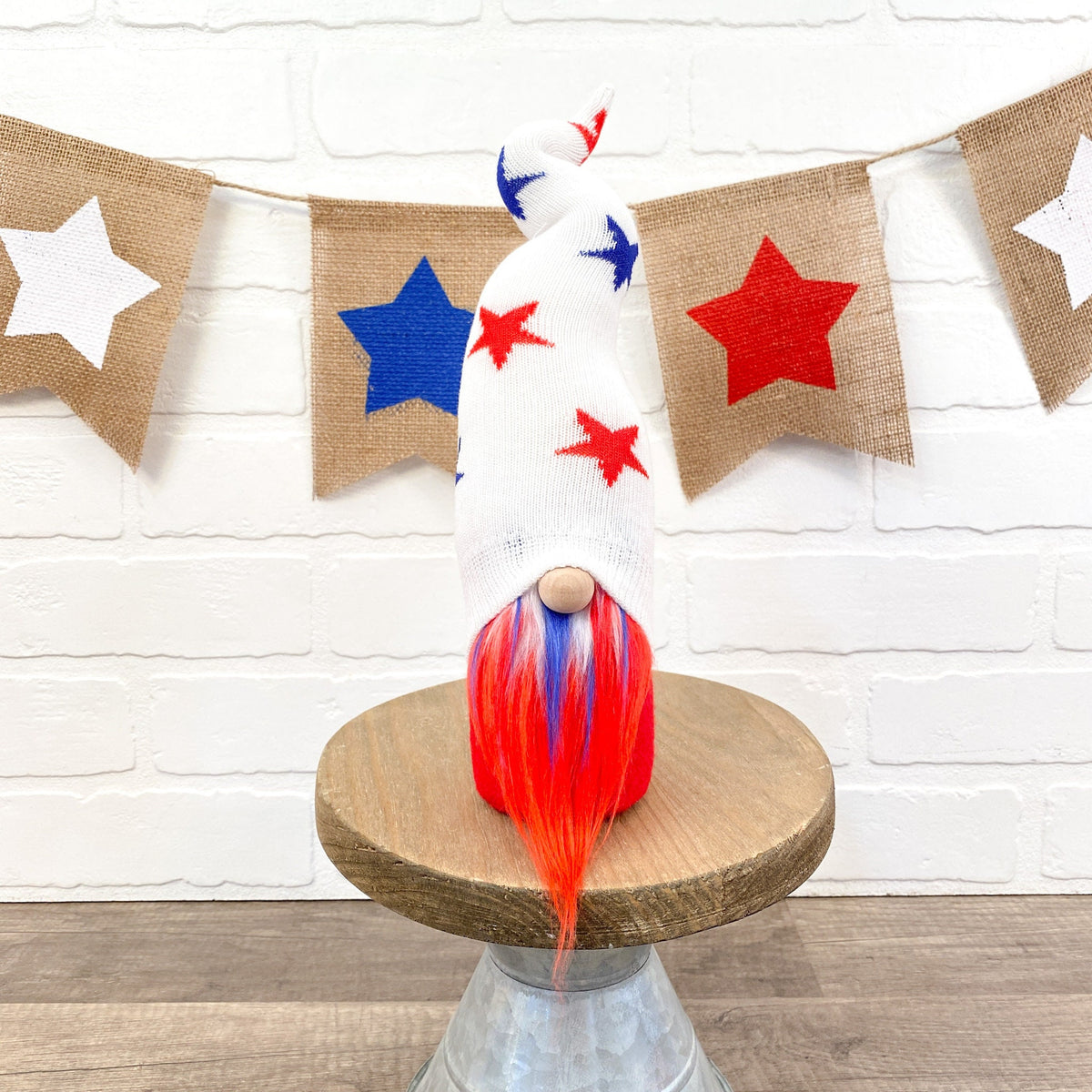 Two Piece Layered Gnome Beard - Patriotic Spike Over Wavy Red
